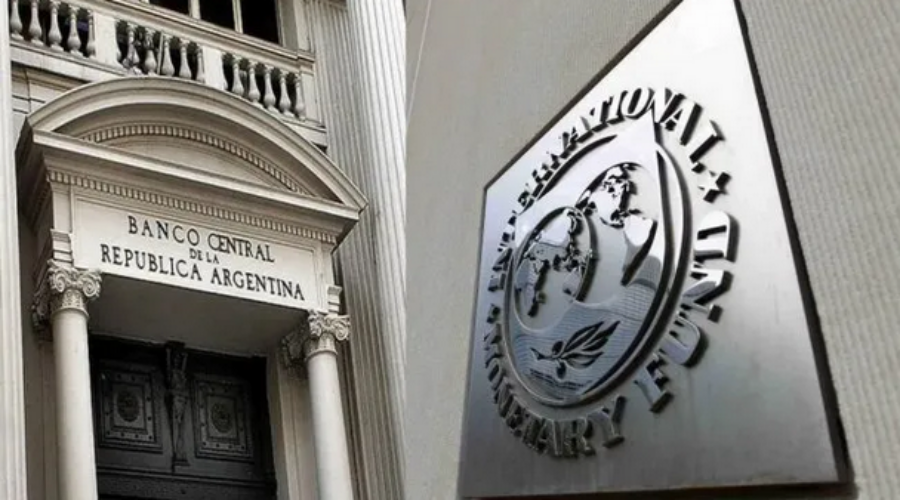 En medio del salto del dólar, el FMI aprobó la revisión del acuerdo con la Argentina y desembolsará otros 2.000 millones de dólares