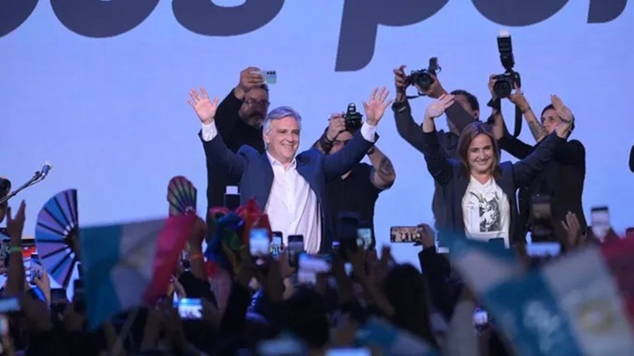 En puja por sucesión de Juan Schiaretti: Infartante elección en Córdoba, Llaryora se adjudicó el triunfo y Juez esperará conteo definitivo