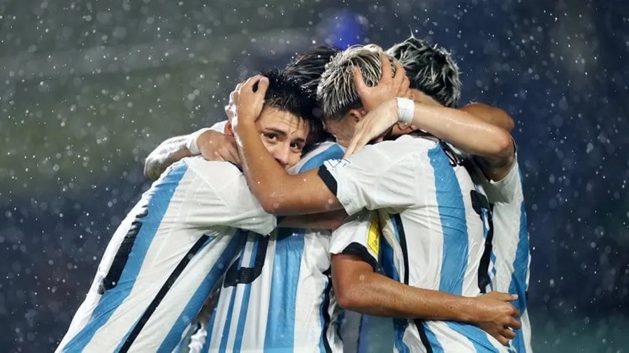 La Selección Argentina goleó a Venezuela y jugará los cuartos de final del Mundial Sub 17 que se desarrolla en Indonesia ante Brasil