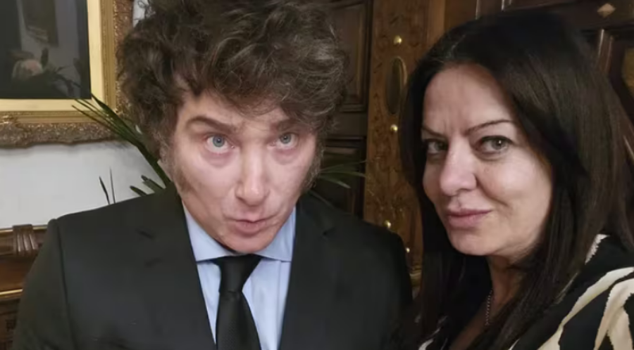 El Presidente Javier Milei volvió a defender a la Ministra de Capital Humano, Sandra Pettovello en medio del escándalo por los alimentos sin repartir y habló de ataques “miserables”