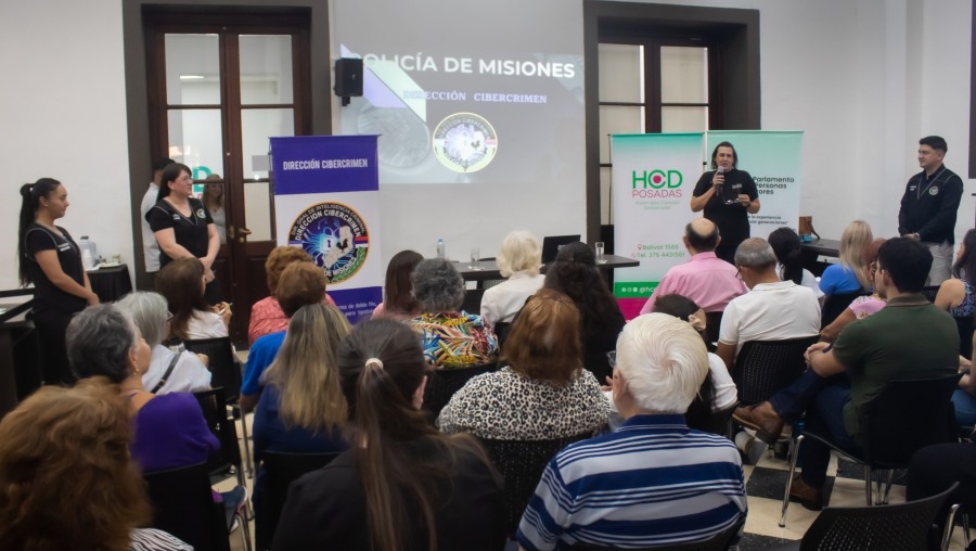 Prevención: Contraseña de WhatsApp, lo más solicitado por adultos mayores, ya que varios de ellos han sido víctimas o conocen a personas afectadas por estafas o suplantación de identidad