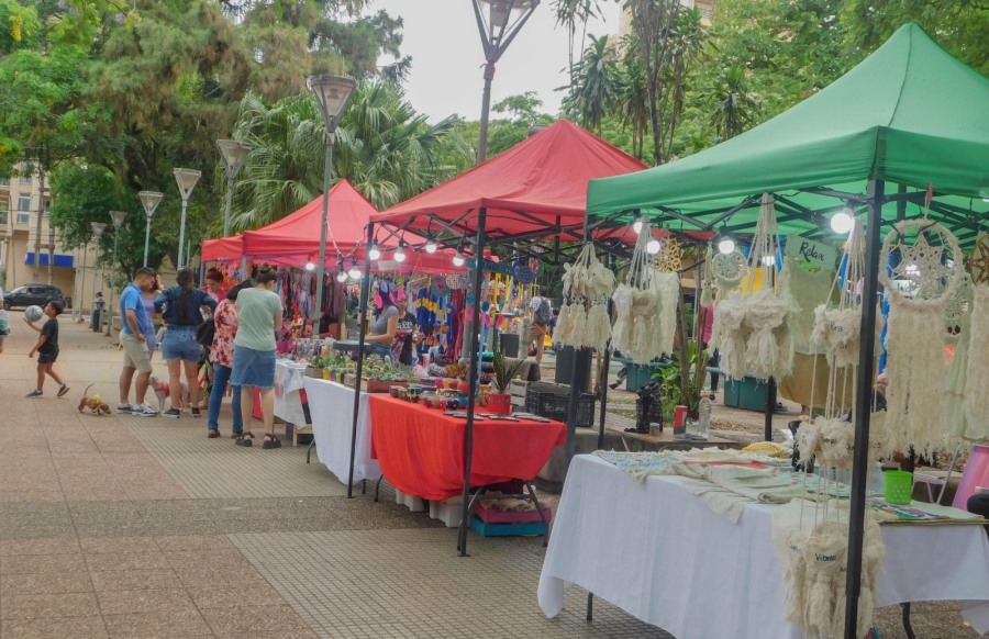 Posadas: Jornada especial por el Día del Músico en el Paseo Comercial, ubicado en la Plaza San Martín
