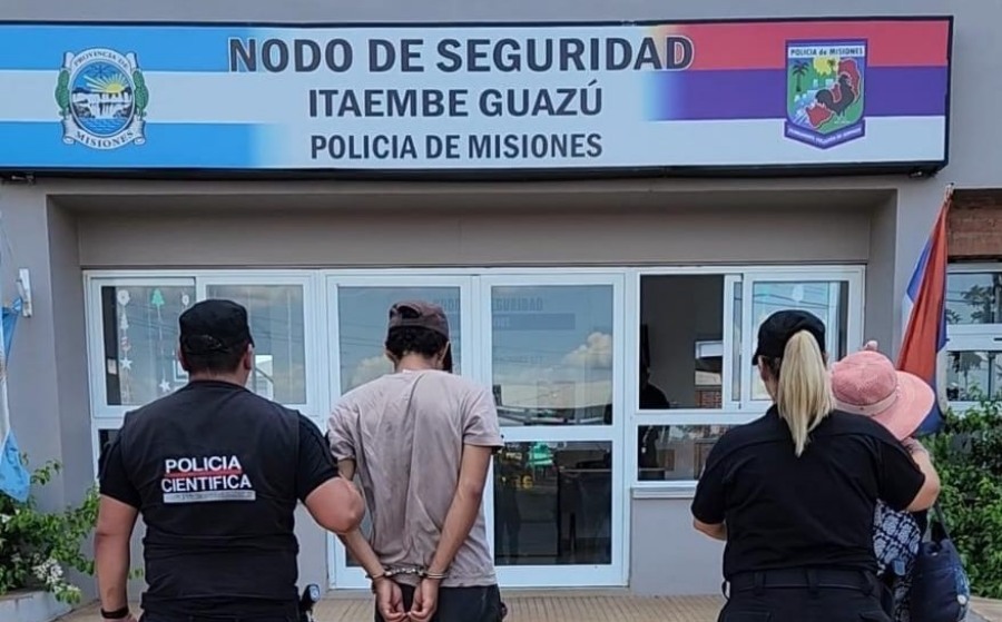 Posadas: Detuvieron a una la mujer de 54 años y el joven de 19 años que habrían provocado un incendio en la zona del Barrio Itaembé Guazú