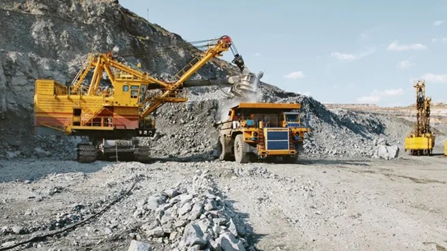 Informe: Los costos en dólares de la industria minera subieron 3% en los cinco primeros meses del año