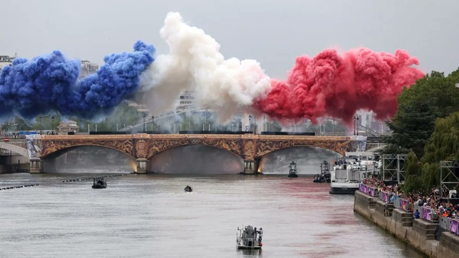Este viernes fue la ceremonia de inauguración de los Juegos Olímpicos de París 2024, con el tradicional desfile de los atletas en barcos por el Sena