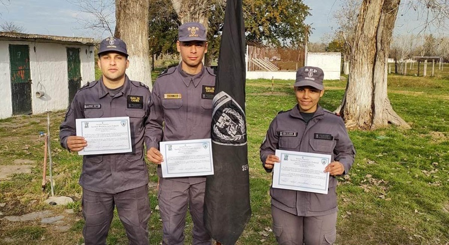 Penitenciarios se capacitaron en adiestramiento de canes antinarcóticos