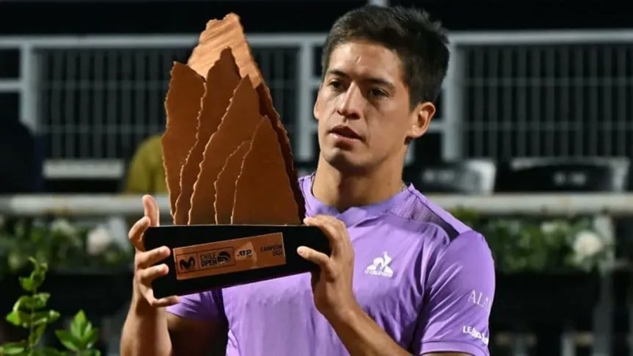 Tenis: El argentino Sebastián Báez se consagró campeón del ATP de Santiago de Chile y se metió en el Top 20 del mundo