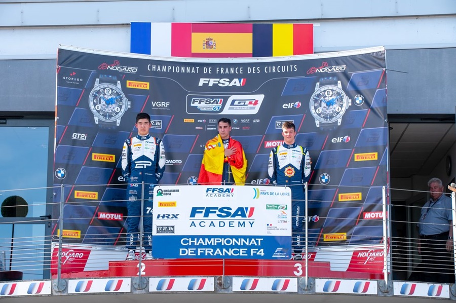 Victoria de Pol López en la primera carrera de la F4 francesa