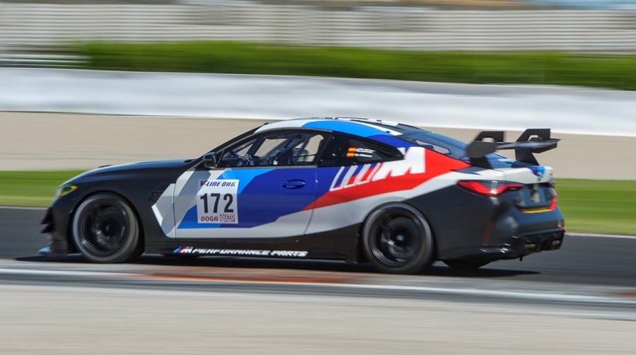 Nerea Martí campeona de España de GT con el equipo BMW