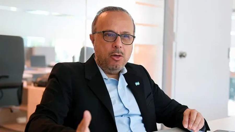 Tras su salida del Gabinete: Antonio Aracre negó que haya querido ser Ministro y criticó a Massa