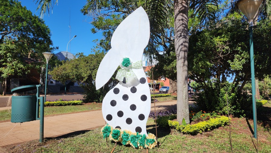 La ciudad de Apóstoles se prepara para la Samana Santa con una ornamentación única