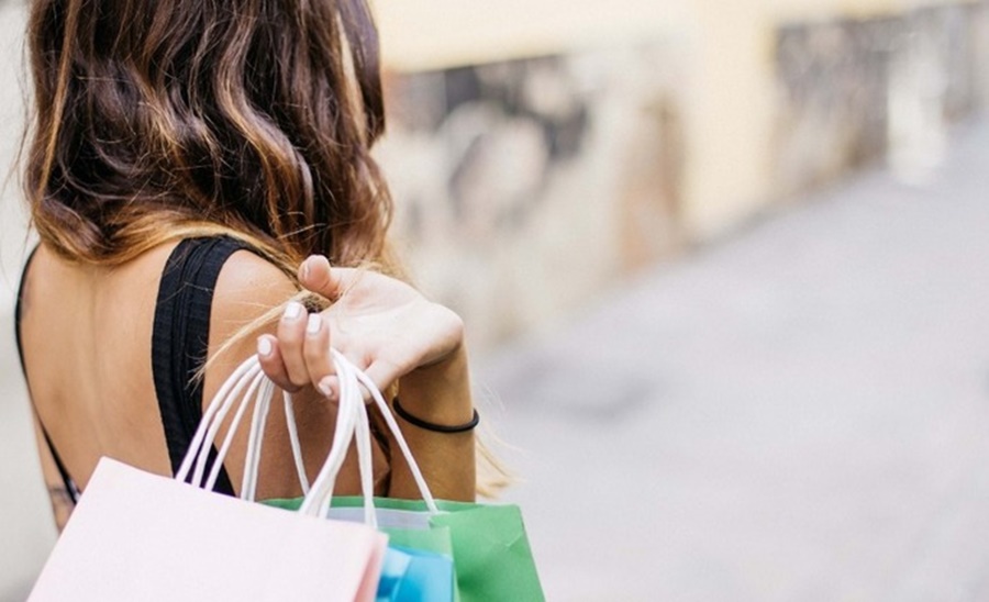 Las ventas minoristas por el Día de la Madre 2023 cayeron 3,2% anual