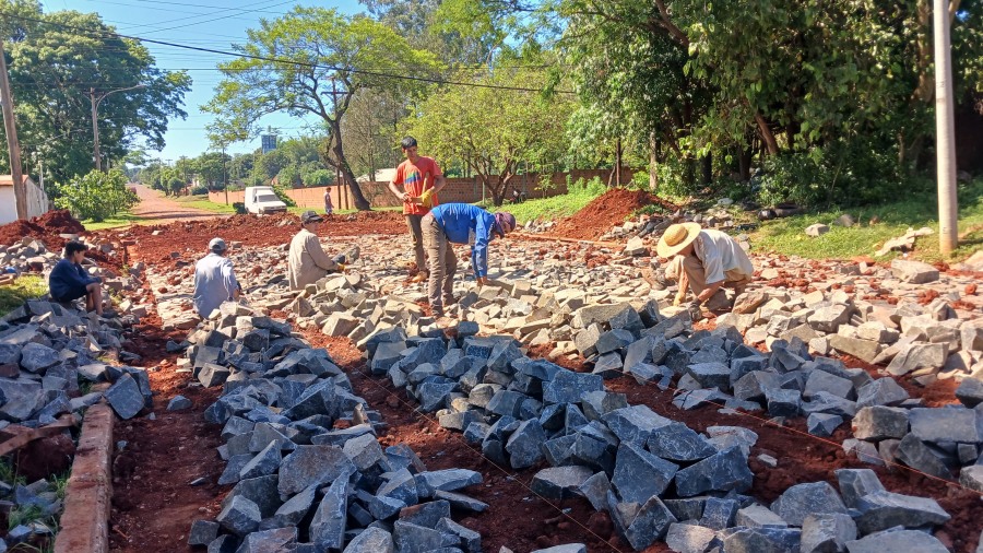 Apóstoles: En el Barrio Santa Bárbara, obras en marcha para una vida mejor