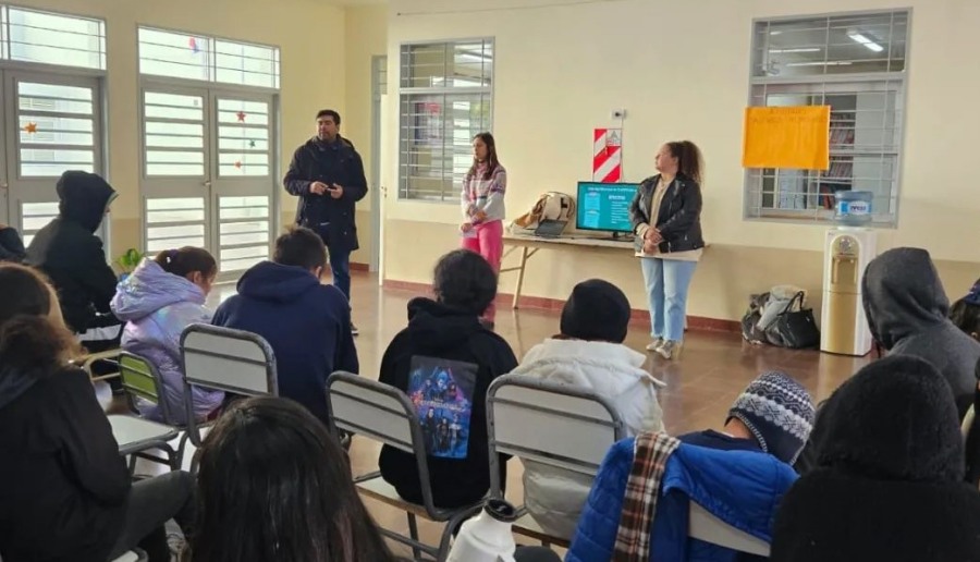 "Posadas, Hablemos de Prevención": Taller de sensibilización sobre Consumos Problemáticos