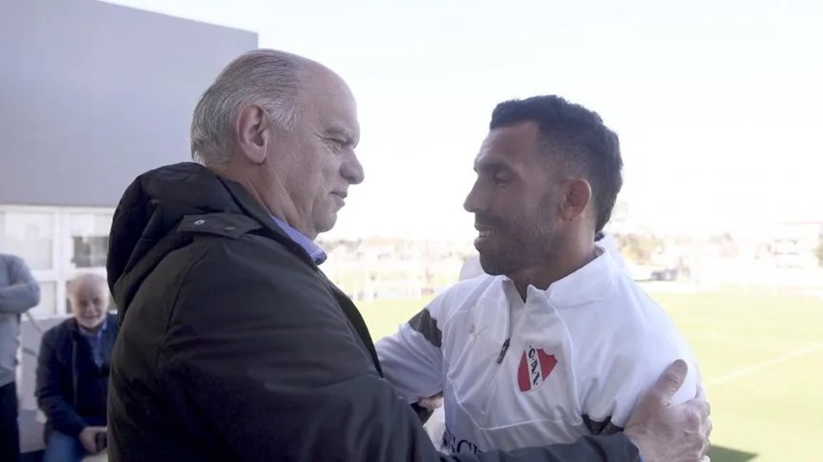 Los dirigentes de Independiente se reunirán con el representante de Carlos Tevez para cerrar la renovación de contrato