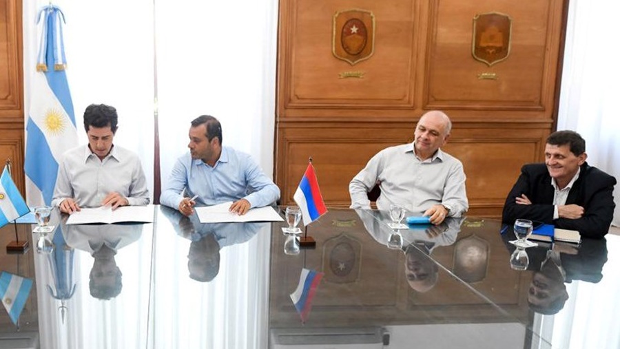El Gobernador Herrera Ahuad suscribió convenios con Wado de Pedro para avanzar en las obras del Silicon Misiones