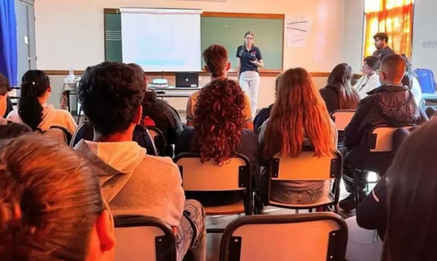 Misiones: El Banco de Sangre promueve la donación entre los jóvenes, realizando charlas en instituciones educativas