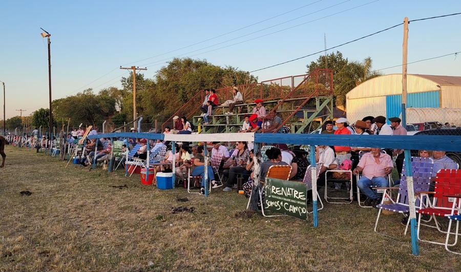 El RENATRE asesoró a trabajadores rurales y empleadores en un evento en Villaguay