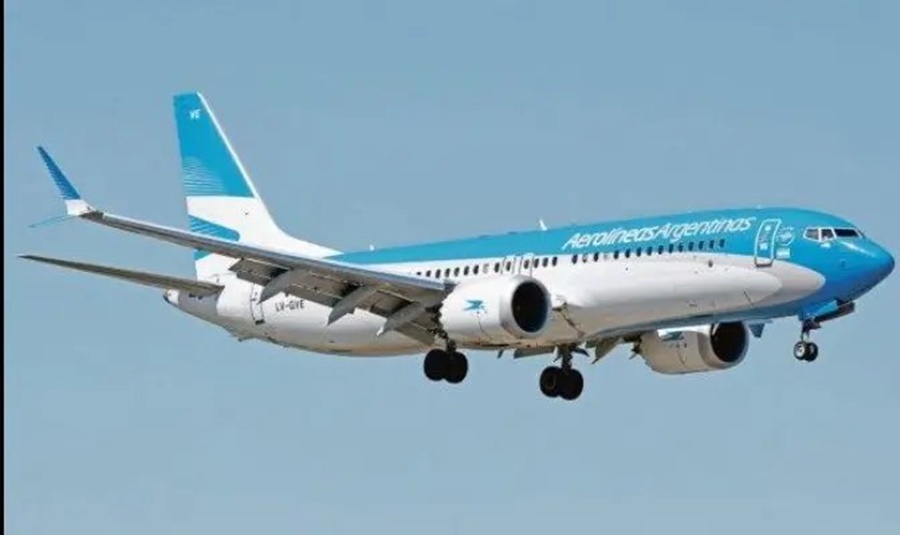 Por humo en la cabina, un avión de Aerolíneas Argentinas que iba a Puerto Iguazú debió aterrizar en Posadas