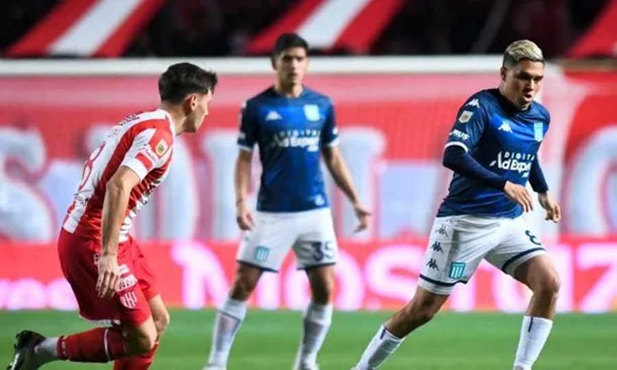 Unión de Santa Fe se impuso por la mínima ante Racing Club en el arranque del torneo