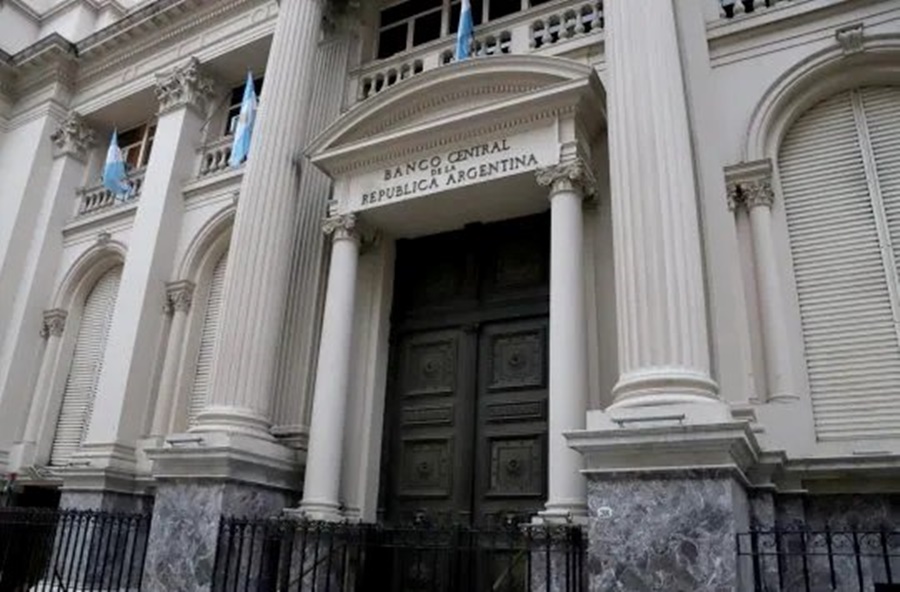 Mercado cambiario: El BCRA inició el mes con compras tras cerrar Junio con su segundo peor saldo mensual del año