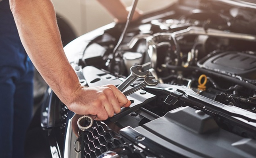 Mes del mecánico automotriz: Una pieza clave para el mantenimiento de tu vehículo