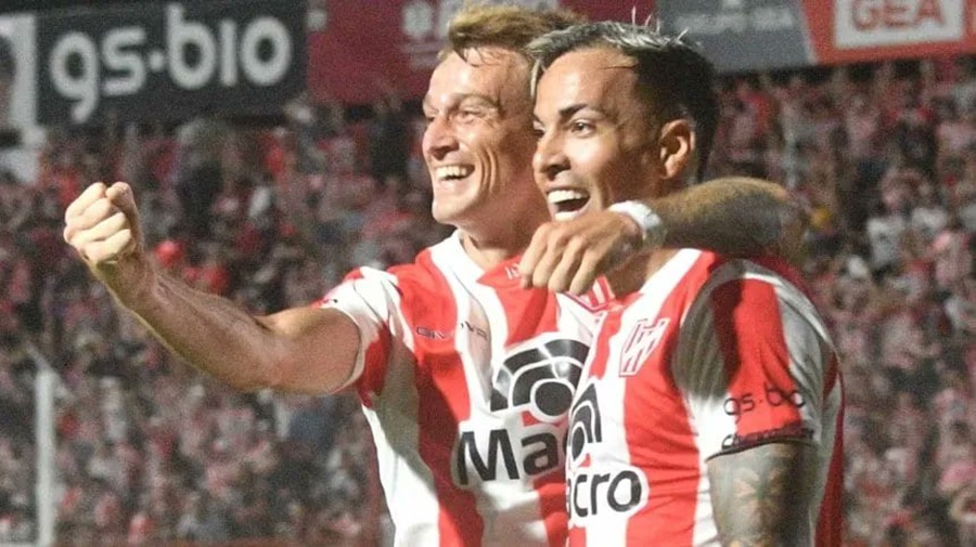 Instituto de Córdoba goleó a Atlético Tucumán en la apertura de la segunda fecha de la Zona A de la Copa de la Liga Profesional 2024
