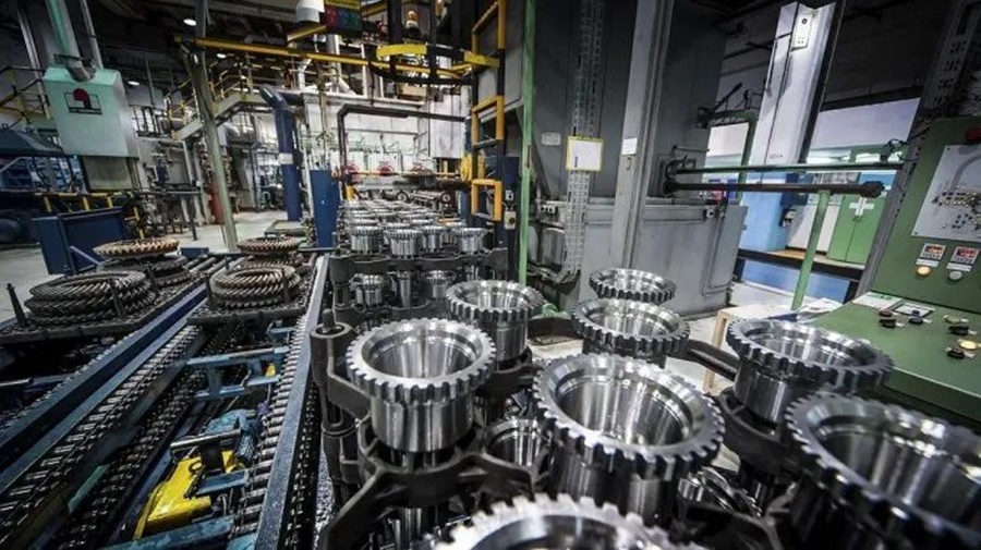 Según informe privado: La industria cayó levemente en octubre y recortó crecimiento anual a 3,8%