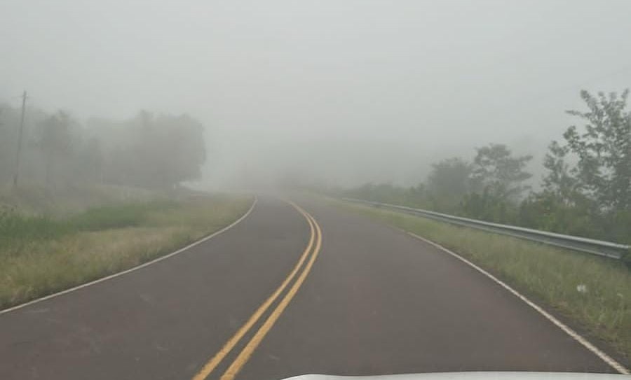 Este día lunes temprano: Densos bancos de neblina en Ruta Misioneras