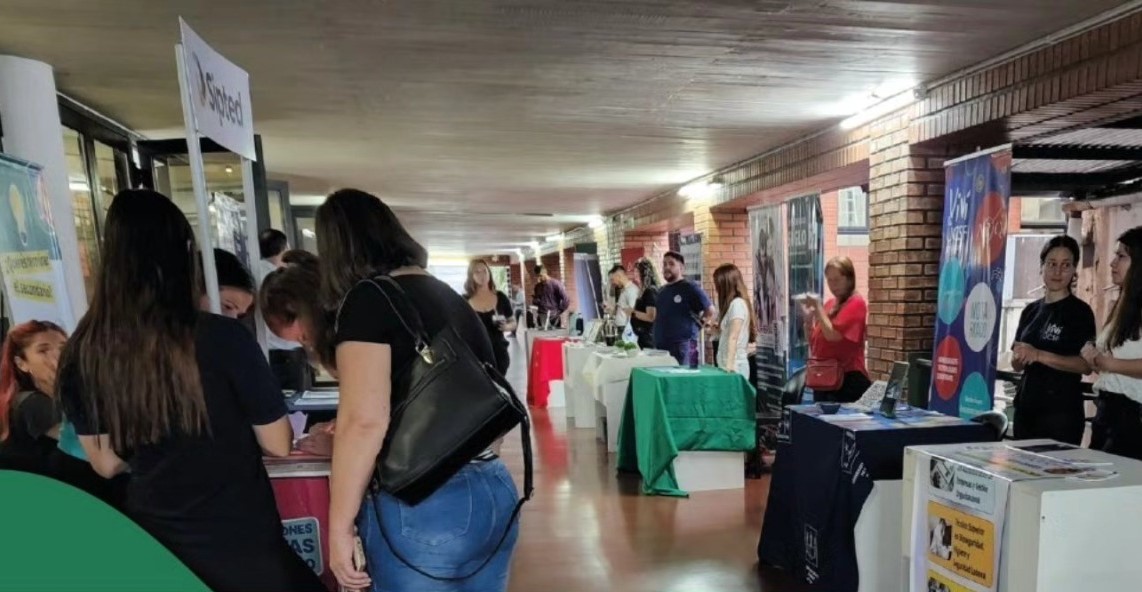 Posadas: Descuento en instituciones educativas para empleados municipales y del HCD