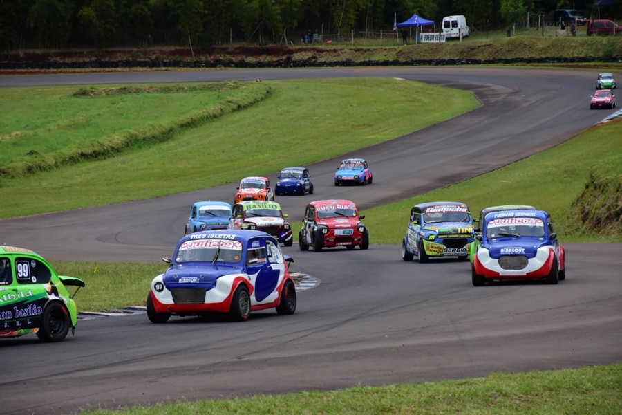 Campeonato Misionero de Automovilismo en Pista: El Autódromo Ciudad de Oberá, vivió una 7ma., fecha histórica con 114 pilotos