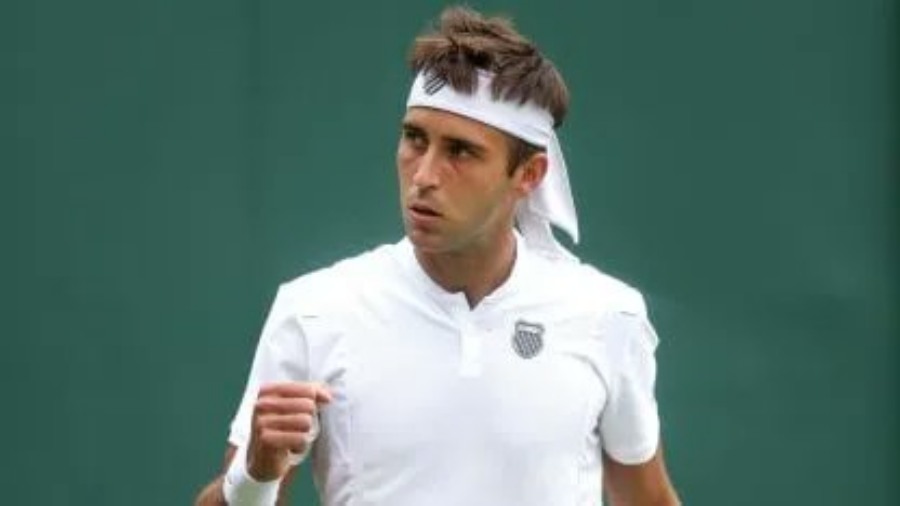 Tenis: Tomás Etcheverry avanzó en Cincinnati pero se despidió Sebastián Báez