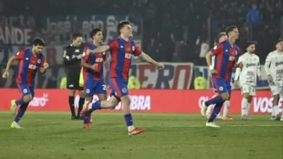 En el debut de Damián Ayude como Director Técnico, San Lorenzo de Almagro eliminó por penales a Quilmes y jugará en octavos con Tigre que dejó afuera a Banfield en la Copa Argentina