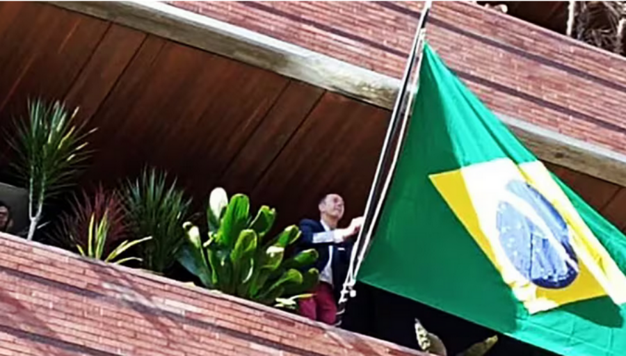 Los diplomáticos argentinos dejaron Venezuela, tras un operativo que contó con apoyo de Brasil, México e Italia