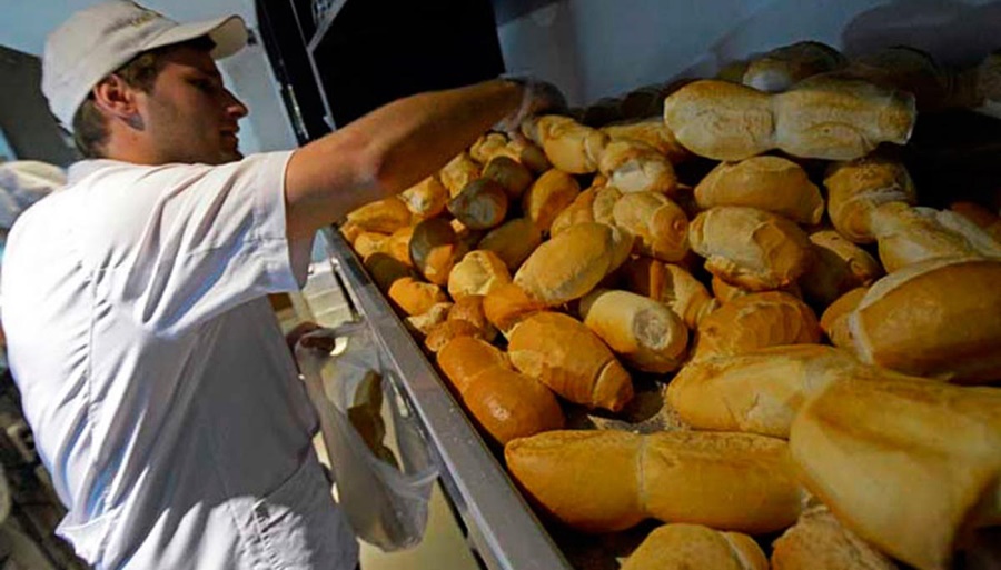 Inflación: En la carne, el pan y la leche, uno de cada cuatro pesos son impuestos