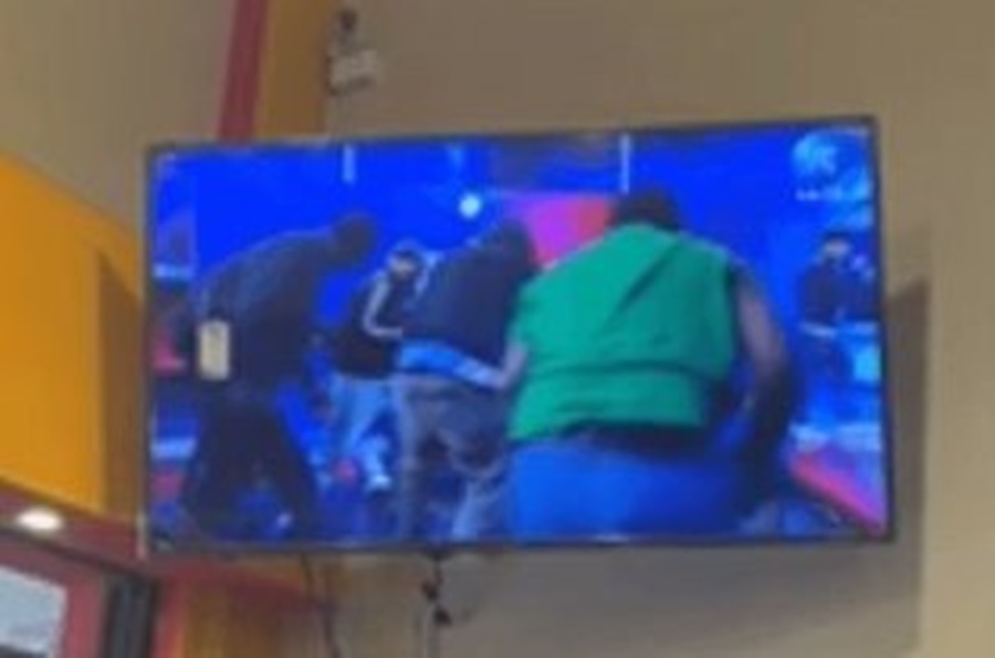 Hombres encapuchados toman las instalaciones de TC Televisión en Ecuador: La Policía arresta a varios sujetos
