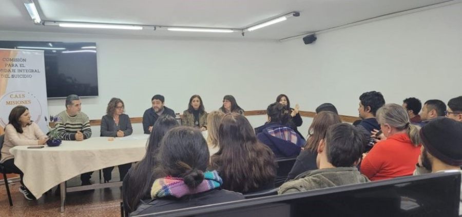 Posadas: Firma de convenio para Prevención del Suicidio entre la Comisión de Abordaje y la Facultad de Humanidades y Ciencias Sociales