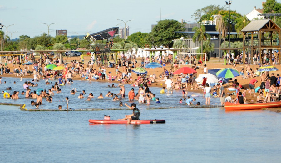Posadas: Más de 40 mil personas disfrutaron del Balneario El Brete en el mes de Enero, donde el Gobierno Municipal implementó importantes mejoras