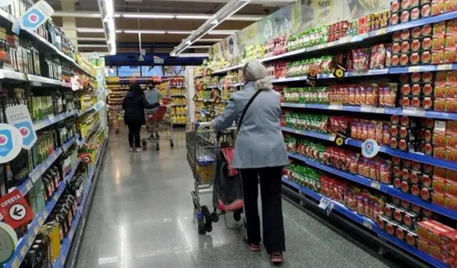 Dato del INDEC: Canasta básica subió 7,1% en julio: una familia tipo necesitó casi 249.000 pesos para no ser pobre
