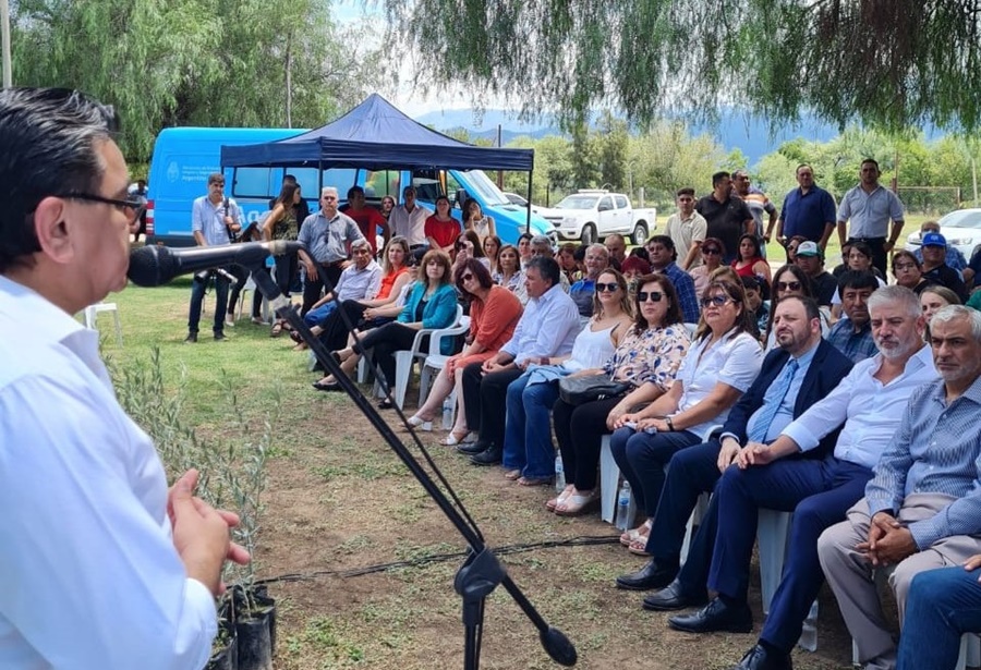 El Presidente del RENATRE y la Ministra de Trabajo de la Nación inauguraron tres centros CRECER en Catamarca