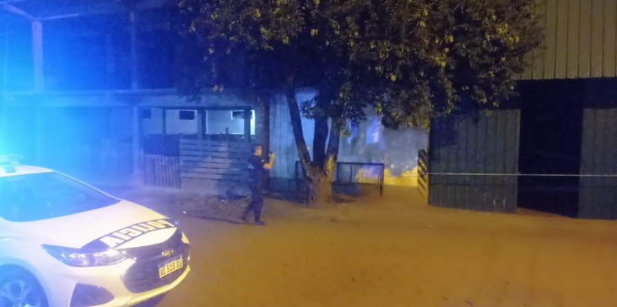 Misiones: Era buscado por familiares hace dos días, lo hallaron sin vida a un hombre que se habría caído del techo de un galpón