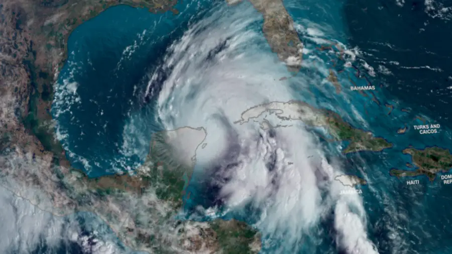 Estados Unidos: El huracán Helene toca tierra cerca de Perry, Florida de forma histórica