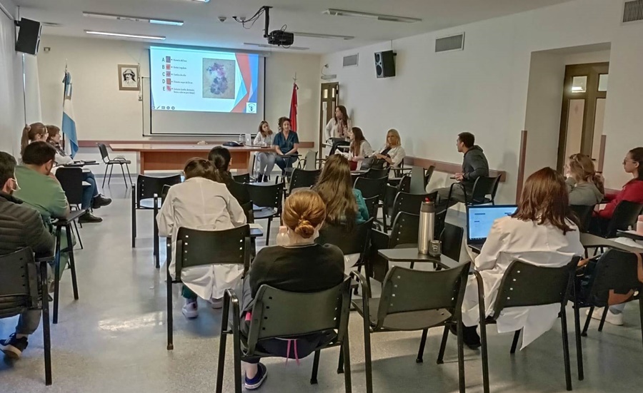 Posadas: En el ateneo que se vienen desarrollando en el Hospital Dr. Ramón Madariaga analizaron en forma integral un caso de un paciente con melanoma y colestasis
