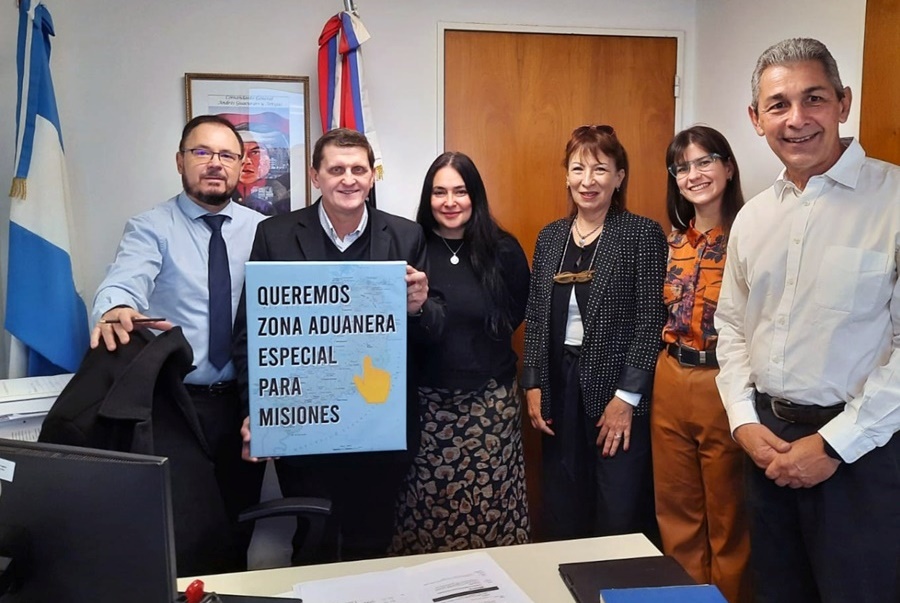 Adolfo Safrán: "Zona Aduanera, 230 obras y reconocimiento de regalías para Misiones se incluyeron en el Proyecto del Presupuesto 2023"