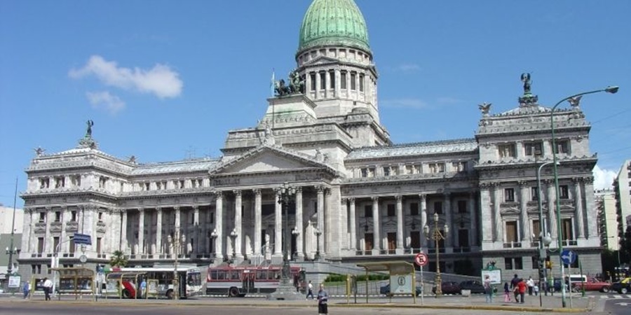 Congreso: Diputados comienza a tratar este miércoles la Ley "Bases" tras asegurarse quórum