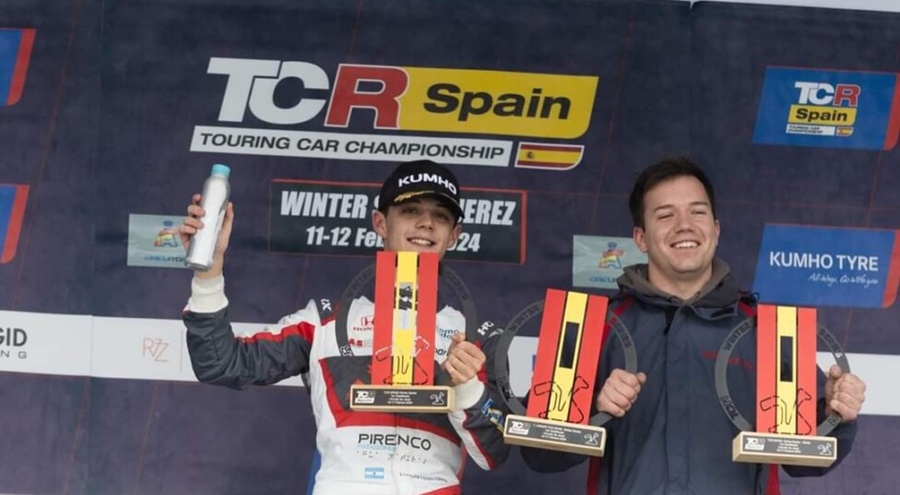 "Winter Series" del TCR: El argentino Ignacio Montenegro sorprende con un doblete en su debut en Jerez de La Frontera