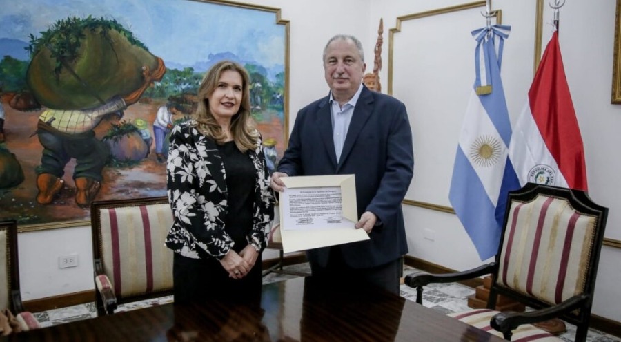 El Gobernador de Misiones y la Cónsul del Paraguay acordaron fortalecer los vínculos binacionales