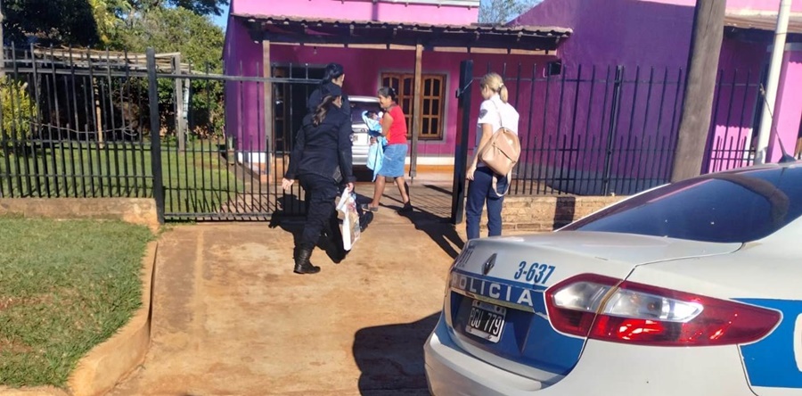 Apóstoles: Policías salvaron la vida a un bebé de apenas 16 días de vida que no podía respirar