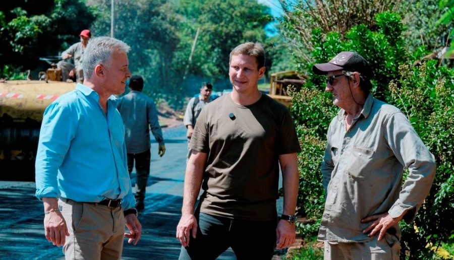 Sebastián Macias: “Todos los días colaboramos con el incesante crecimiento de los Municipios”
