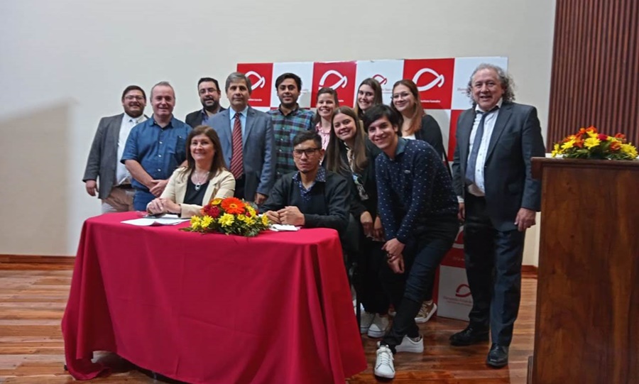 Posadas: Estudiantes del Instituto Saavedra sede Apóstoles participaron del XVI Congreso Nacional de Derecho Político